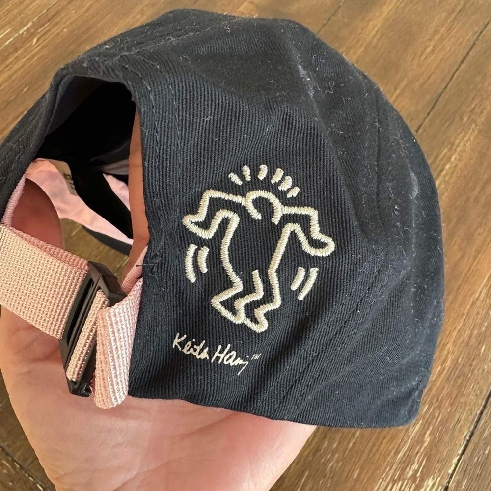 H&M Black Baseball Cap with White Keith Haring Graphic - Picture 9 of 11